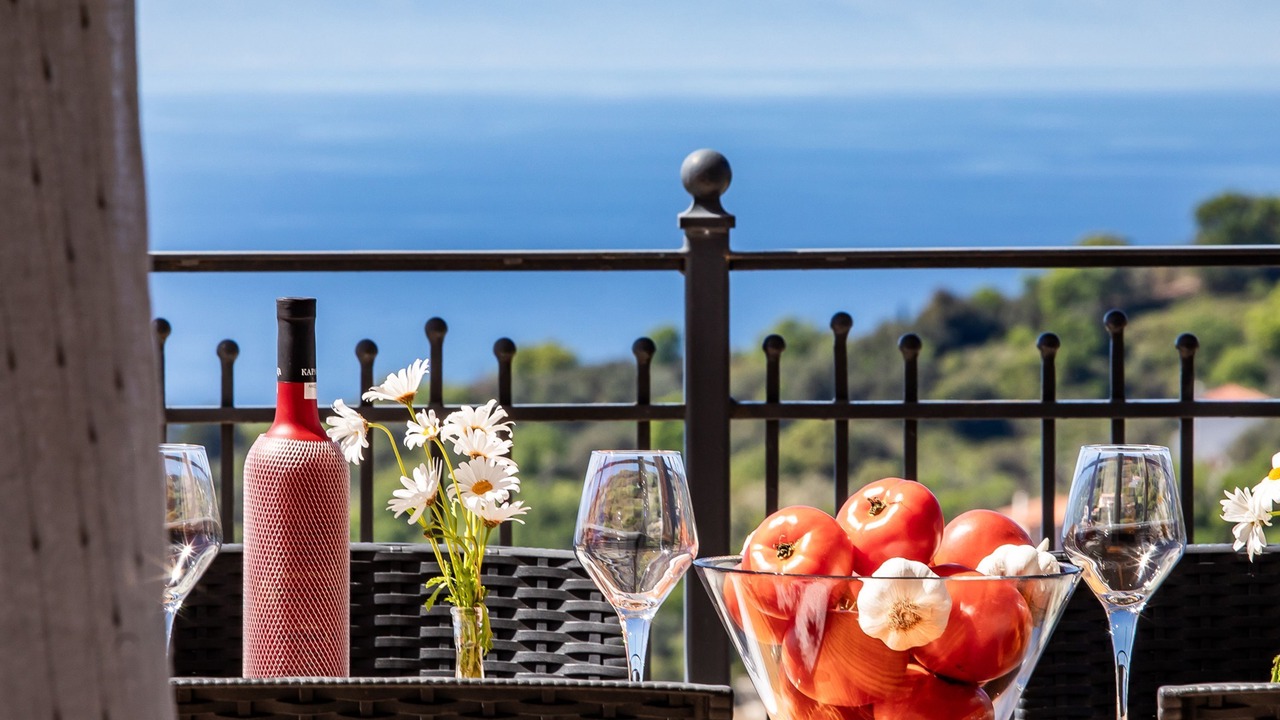 Photo of Outdoor in Glossa