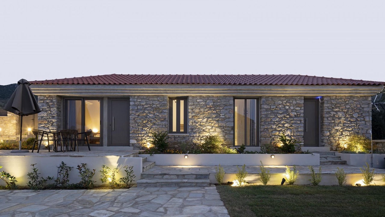 Photo of Outdoor in Sourpi