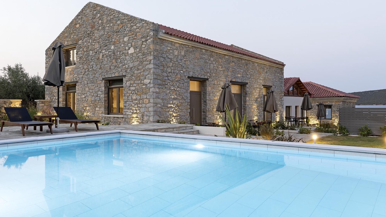 Photo of Outdoor in Sourpi