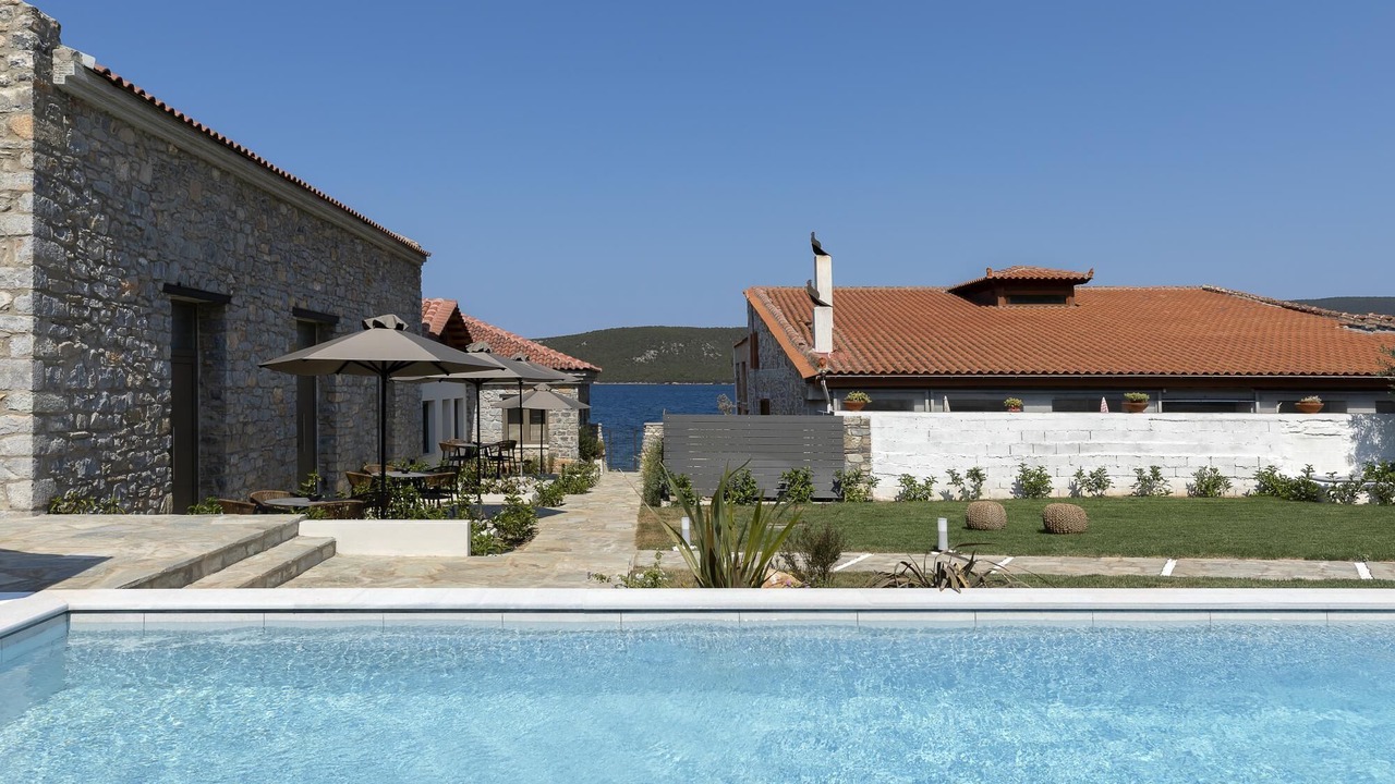 Photo of Outdoor in Sourpi