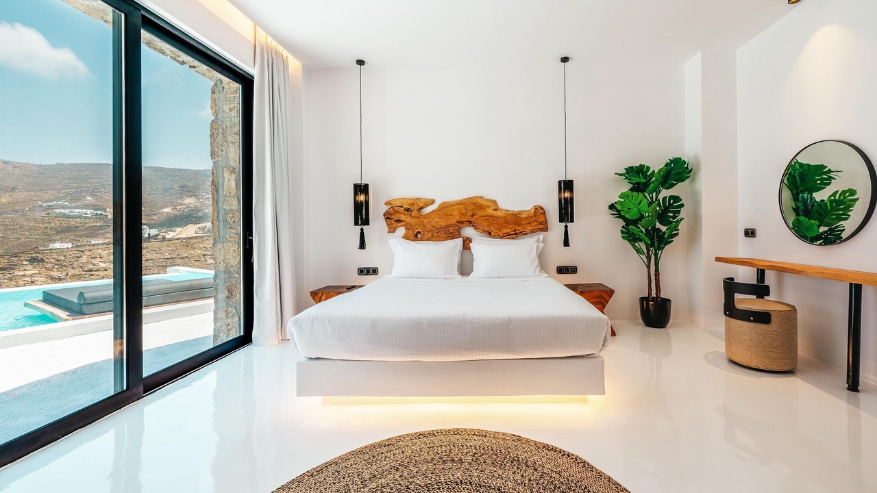 Photo of Bedroom in Ornos
