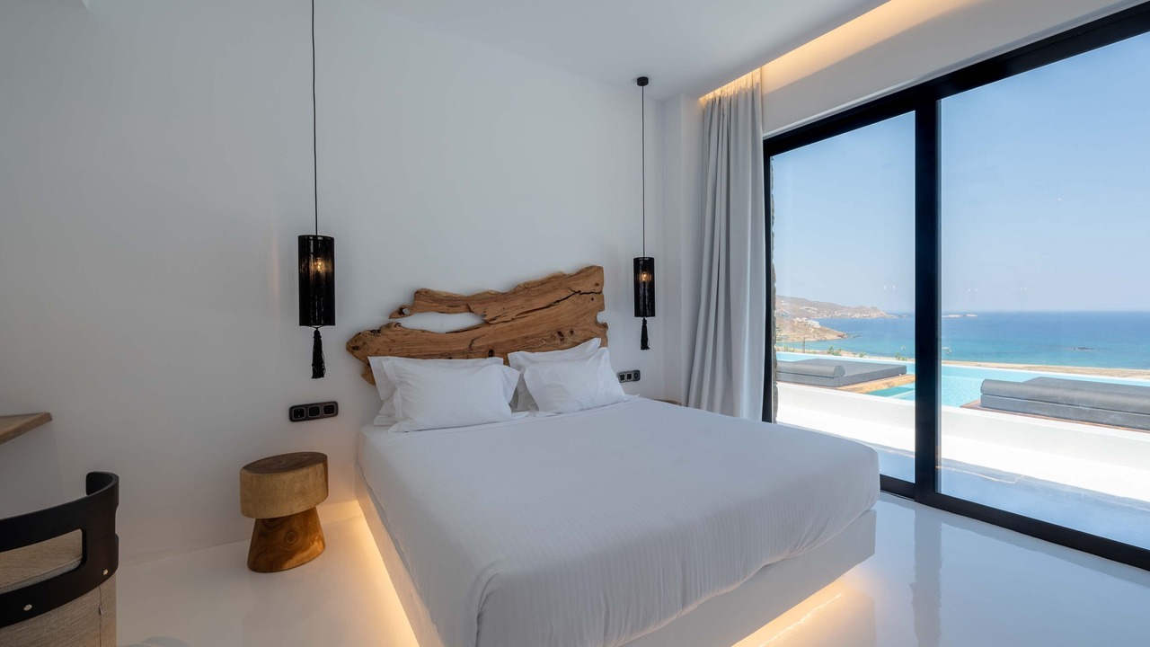 Photo of Bedroom in Ornos