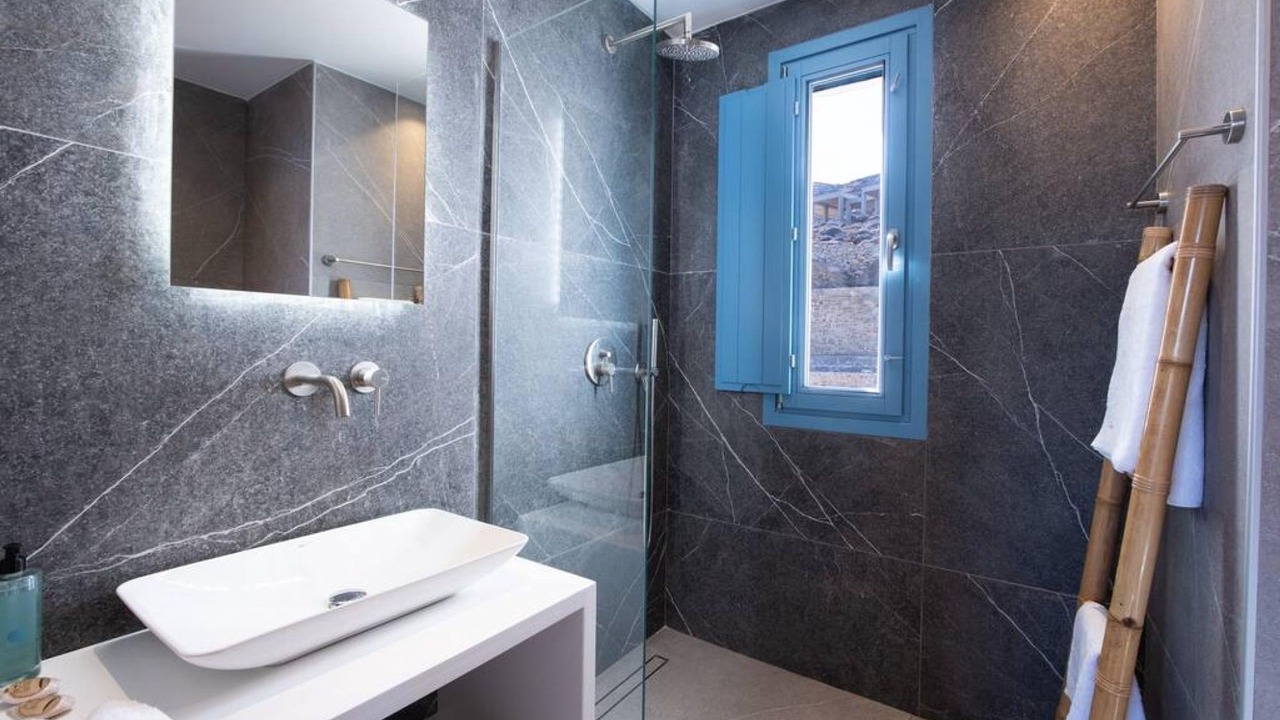Photo of Bathroom in Kanalia
