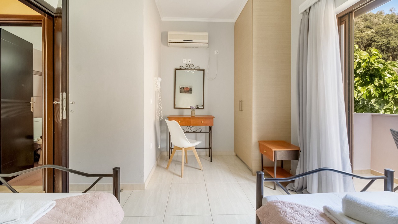 Photo of Bedroom in Katokhorion