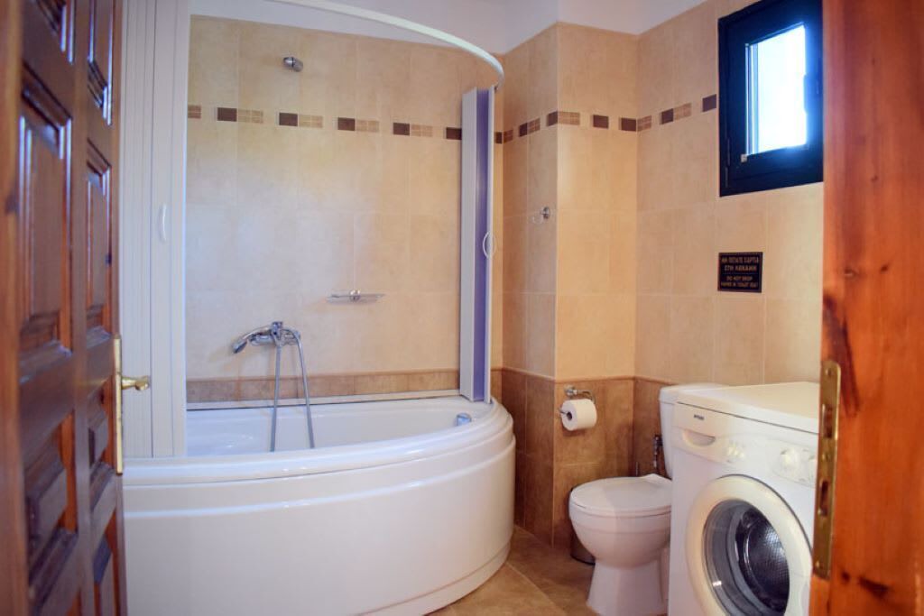 Photo of Bathroom in Alonissos