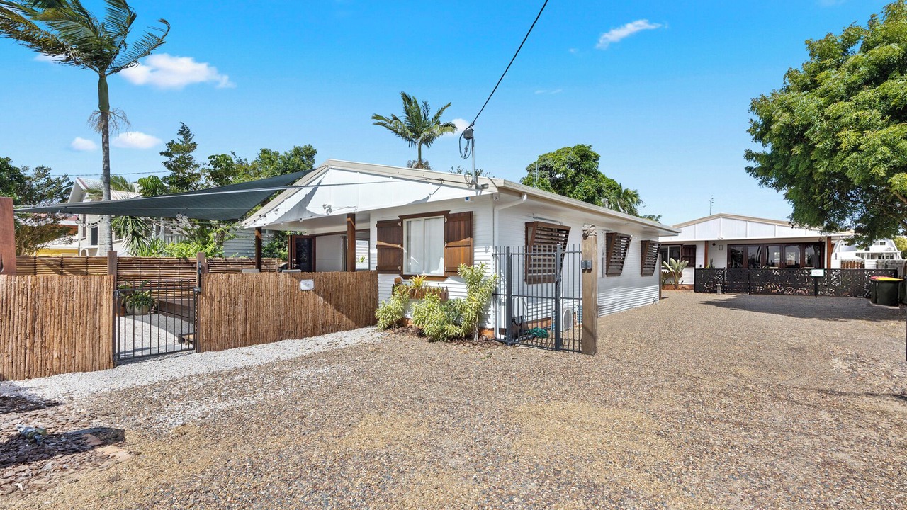 Photo of Others in Urangan