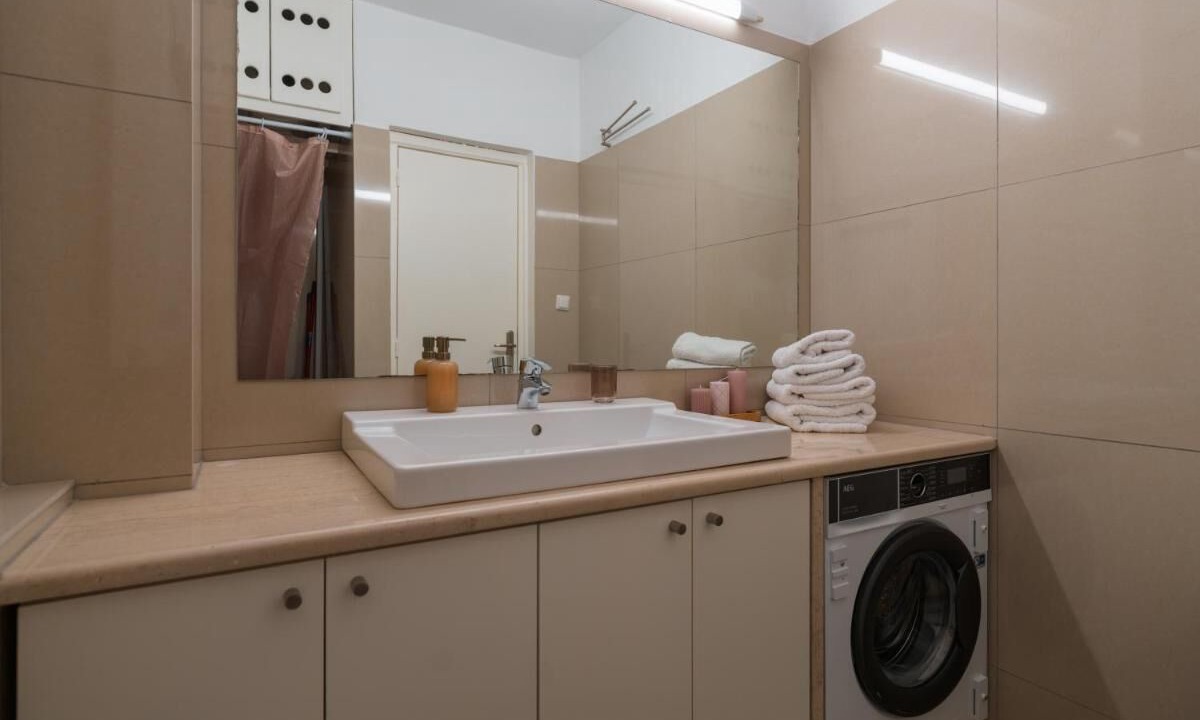 Photo of Bathroom in Khalandrion