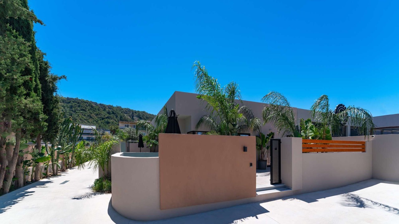 Photo of Patio Balcony in Ixia
