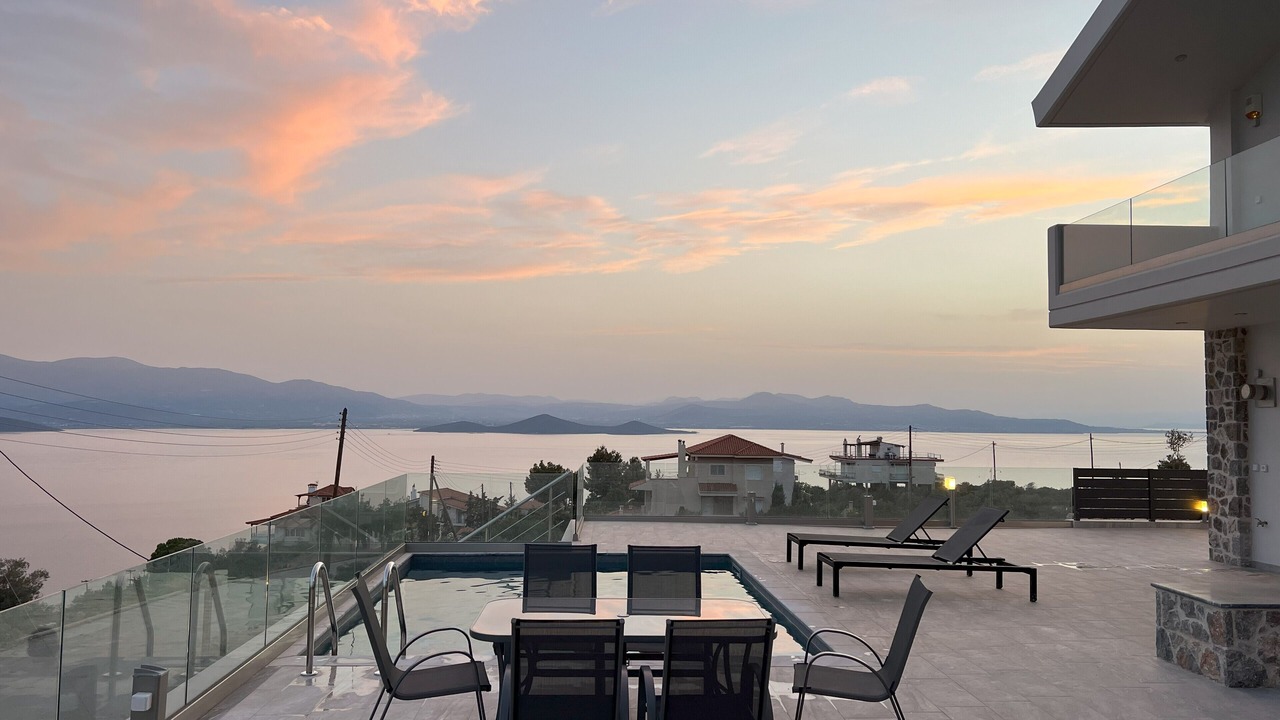 Photo of Patio Balcony in Theologos