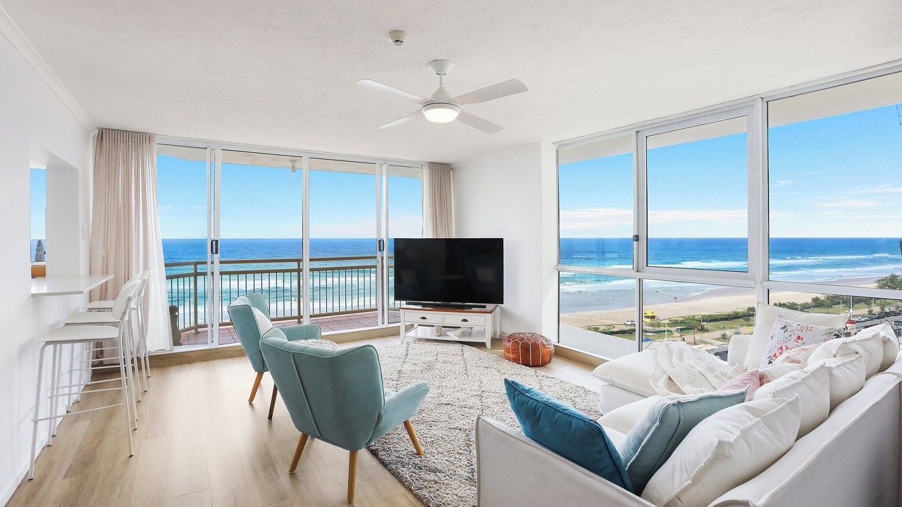 Photo of Livingroom in Main Beach