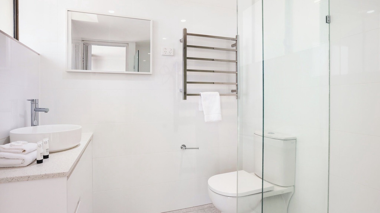 Photo of Bathroom in Main Beach