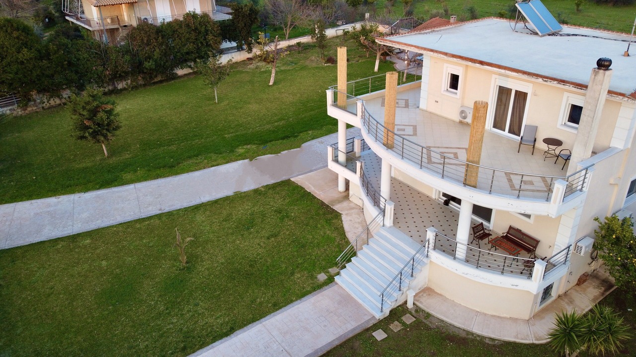 Photo of Patio Balcony in Malakonta
