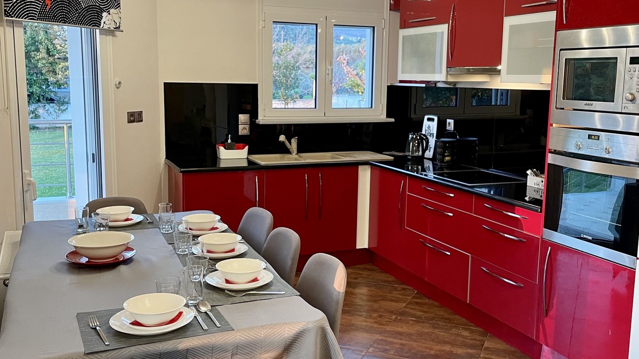 Photo of Kitchen in Malakonta