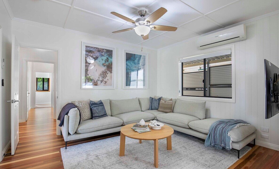 Photo of Livingroom in Milton