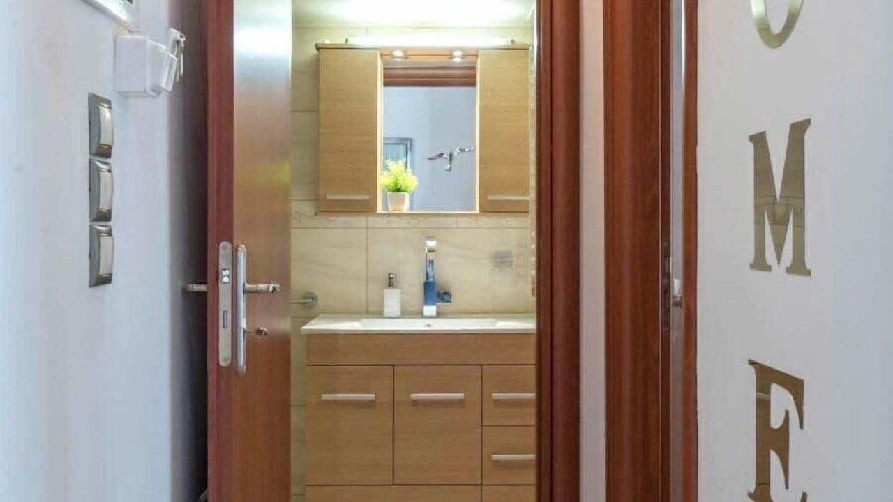 Photo of Bathroom in Ilisia