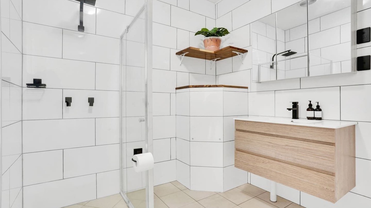 Photo of Bathroom in Trinity Beach