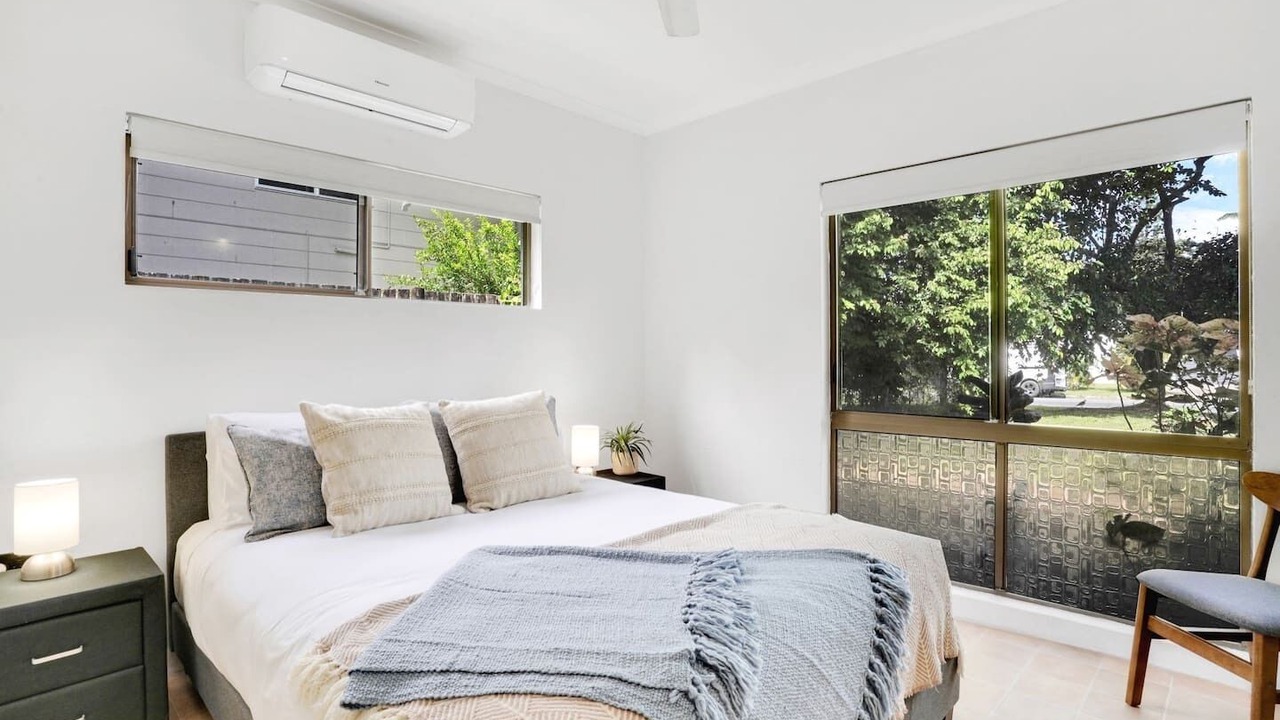 Photo of Bedroom in Trinity Beach