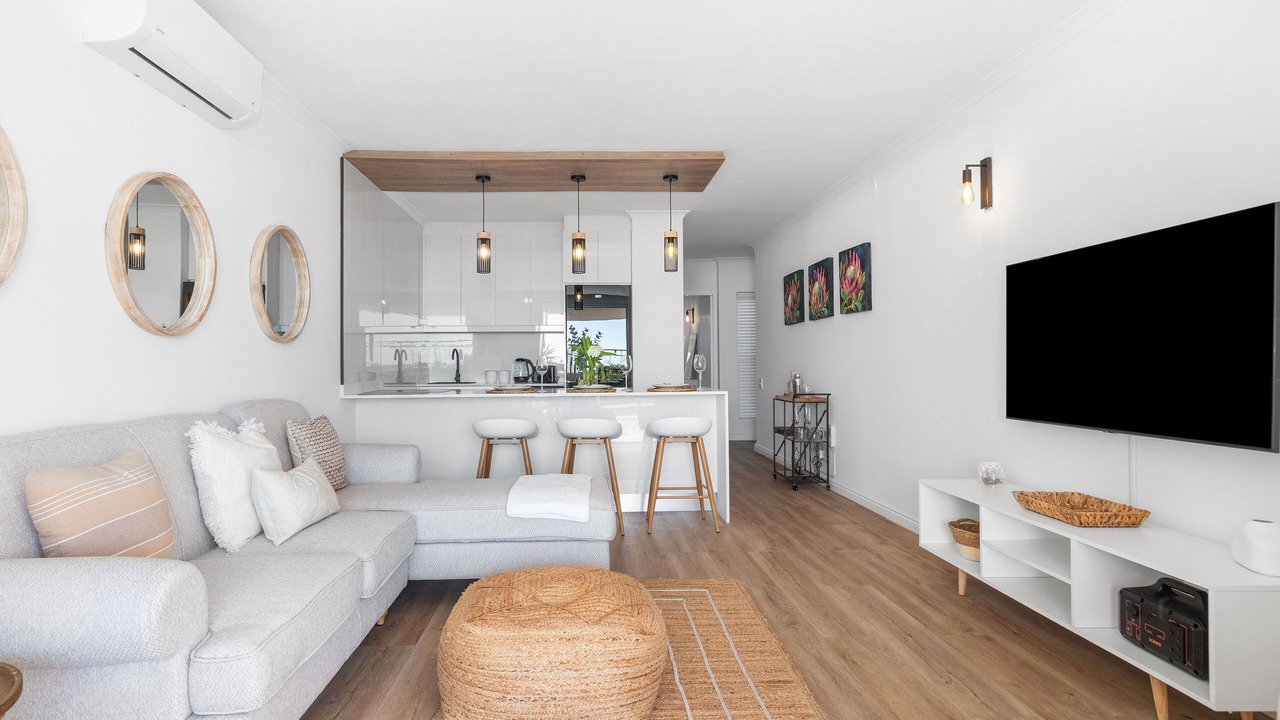 Photo of Livingroom in Lagoon Beach