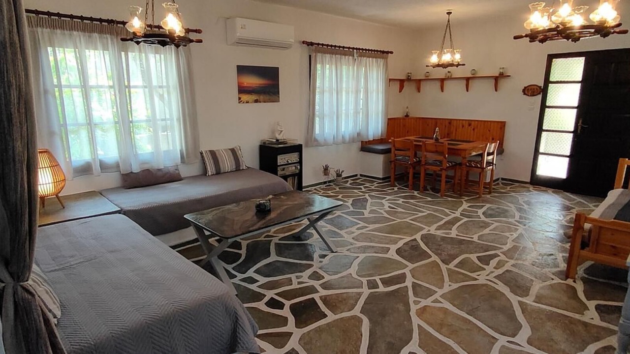 Photo of Livingroom in Vagia