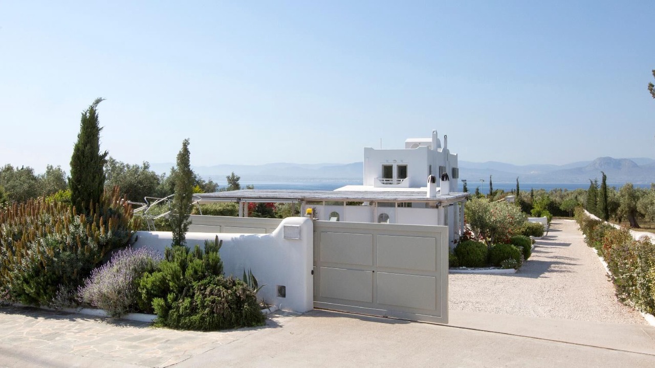 Photo of Outdoor in Limni Vouliagmenis