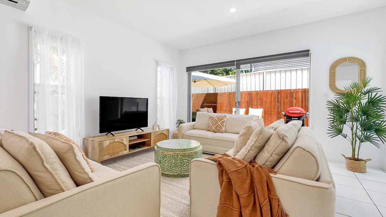Photo of Livingroom in Alexandra Headland