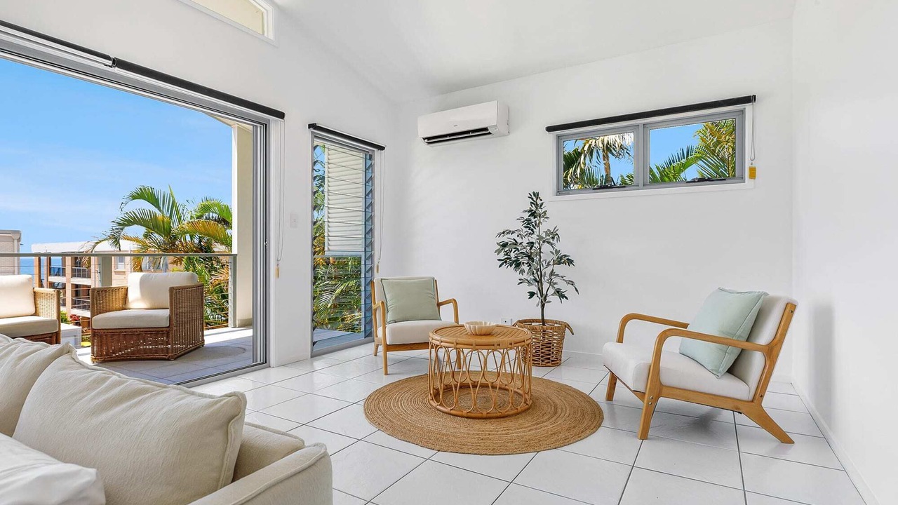 Photo of Livingroom in Alexandra Headland