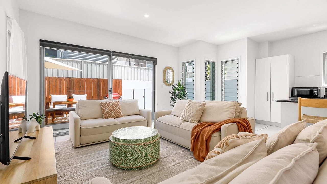 Photo of Livingroom in Alexandra Headland