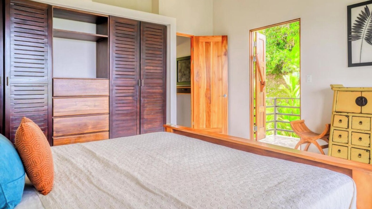 Photo of Bedroom in Dominicalito