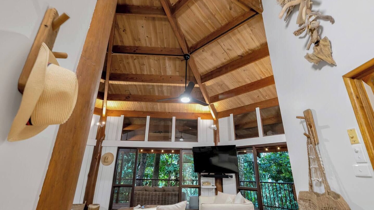 Photo of Livingroom in Kamerunga