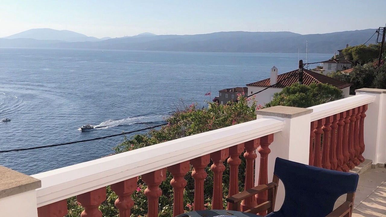 Photo of Others in Hydra