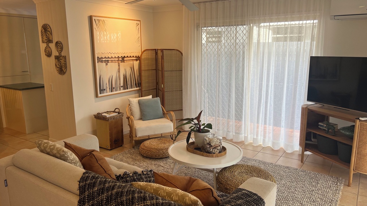 Photo of Livingroom in Burleigh Waters