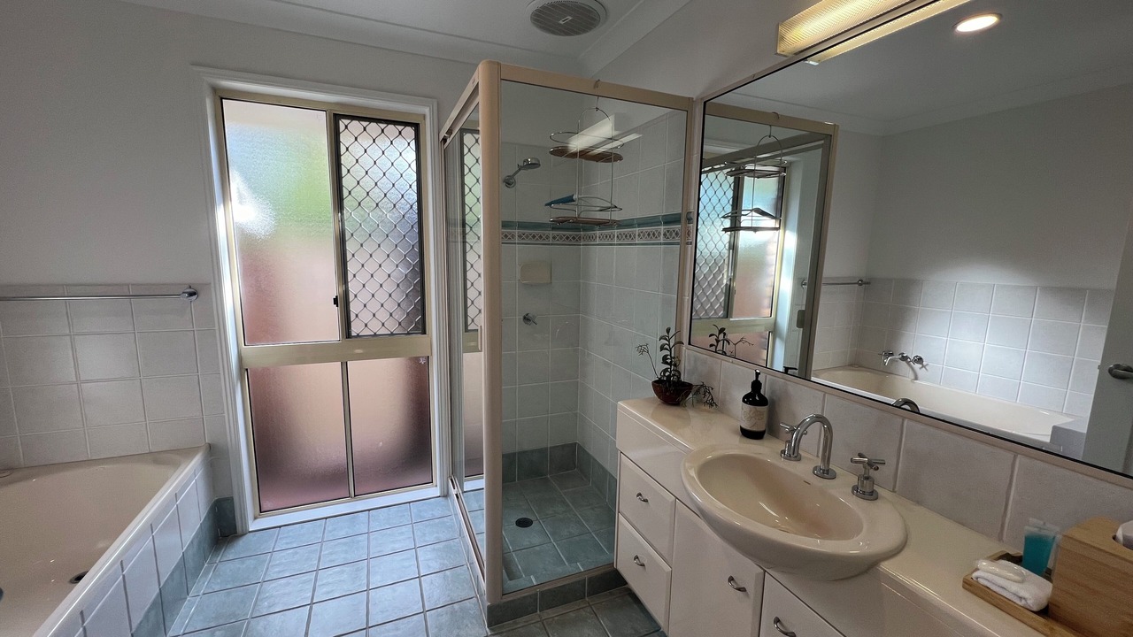 Photo of Bathroom in Burleigh Waters