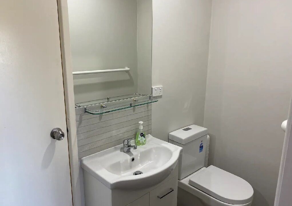 Photo of Bathroom in Warana