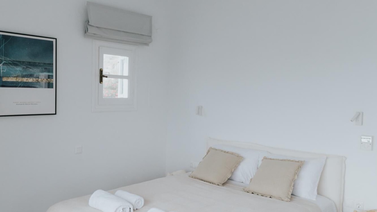 Photo of Bedroom in Platis Gialos