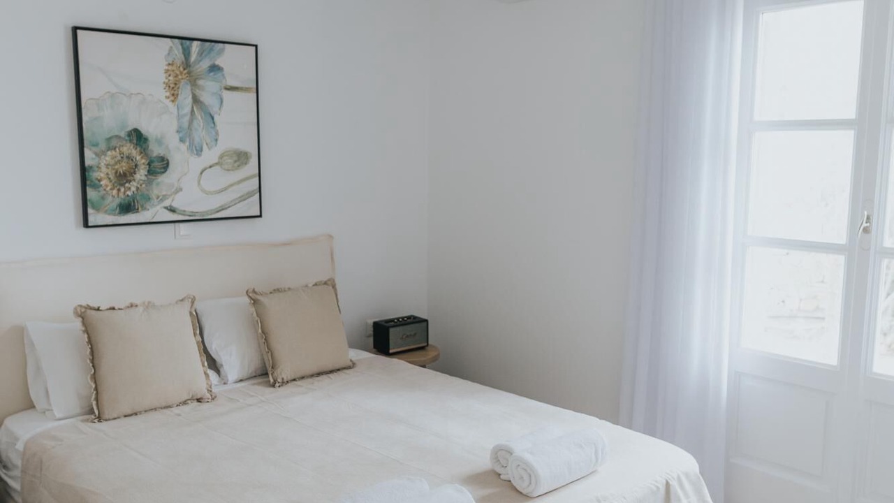 Photo of Bedroom in Platis Gialos