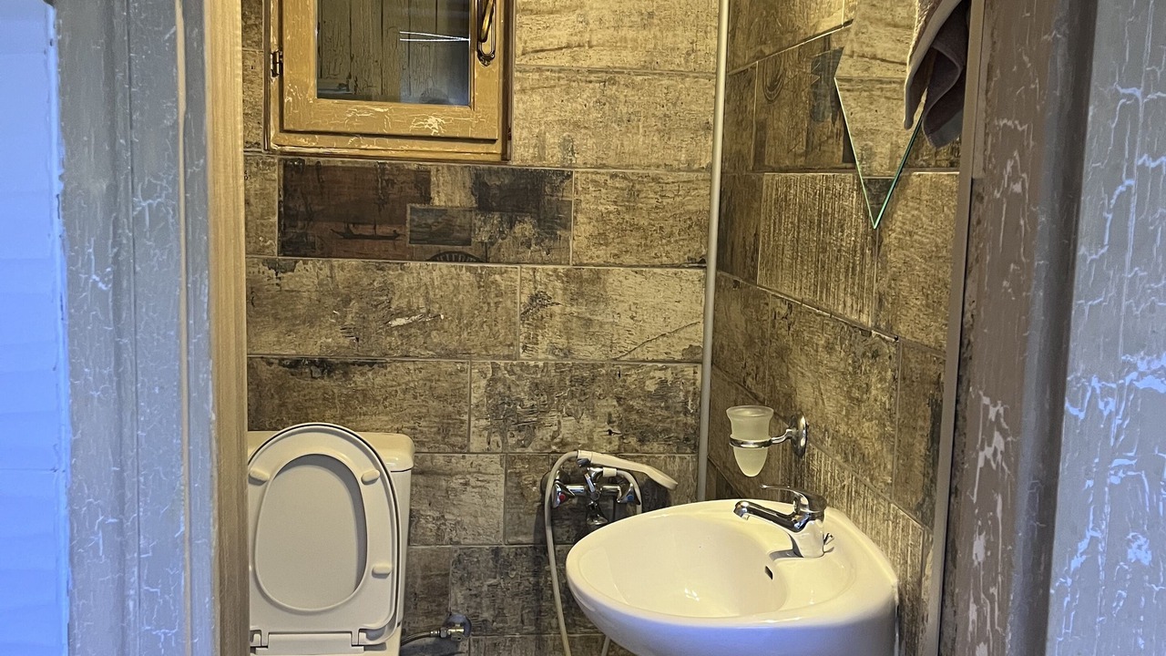 Photo of Bathroom in Katsikas