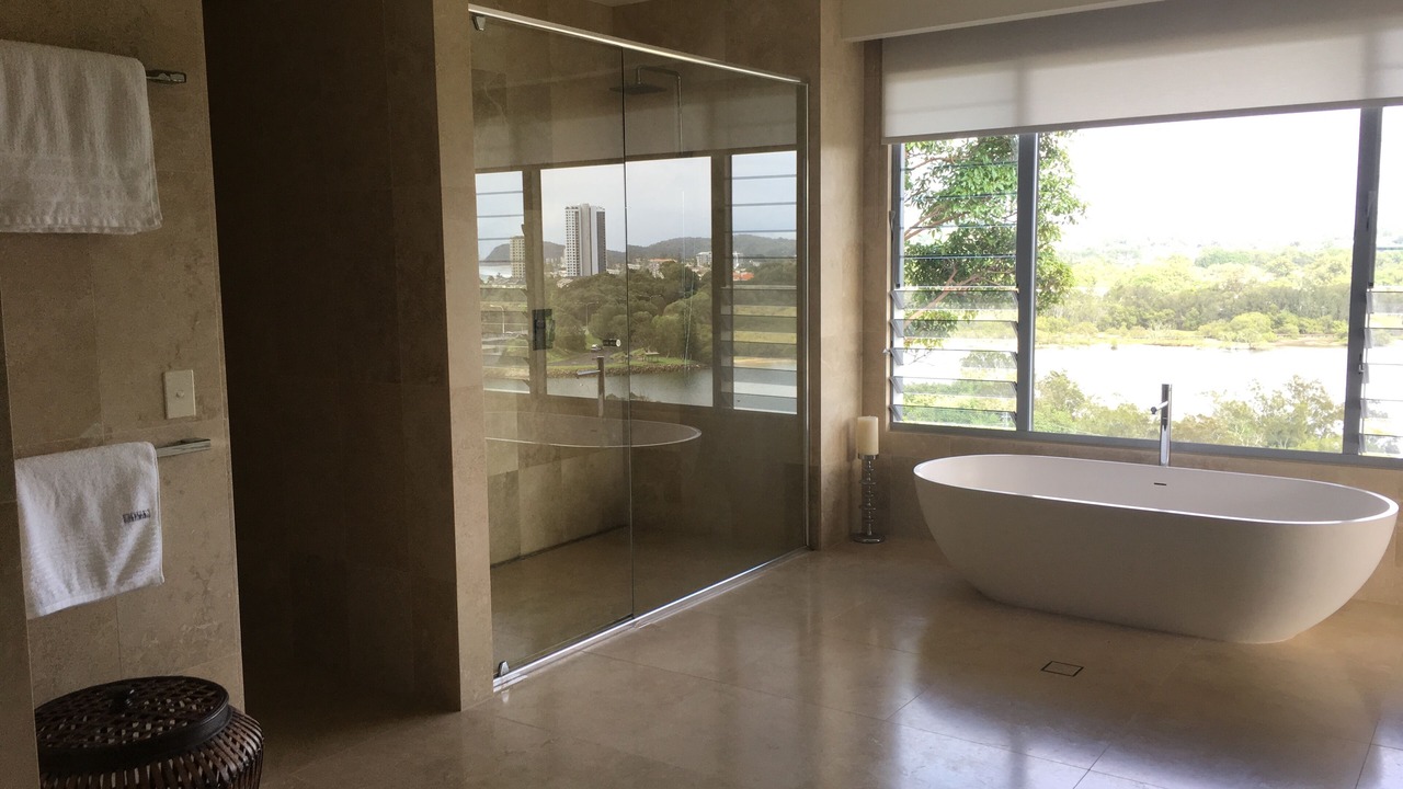 Photo of Bathroom in Currumbin