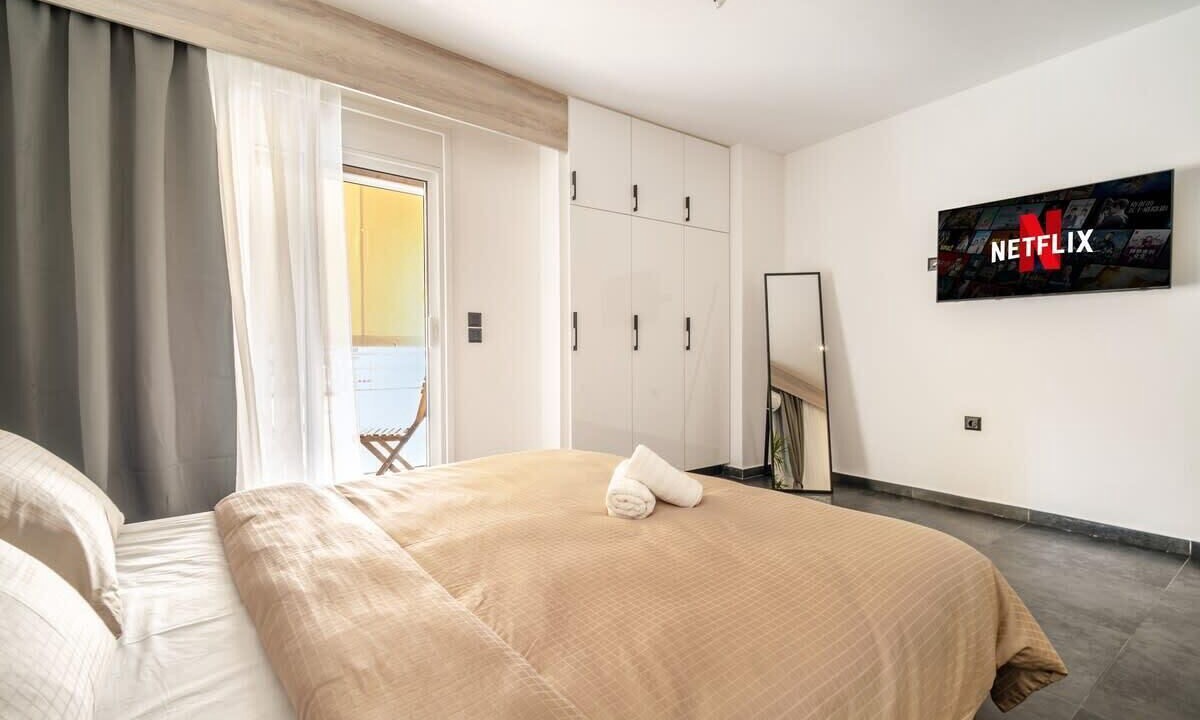 Photo of Bedroom in Metaxourgio