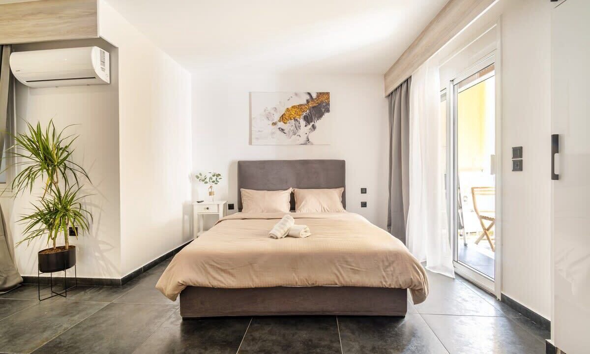 Photo of Bedroom in Metaxourgio