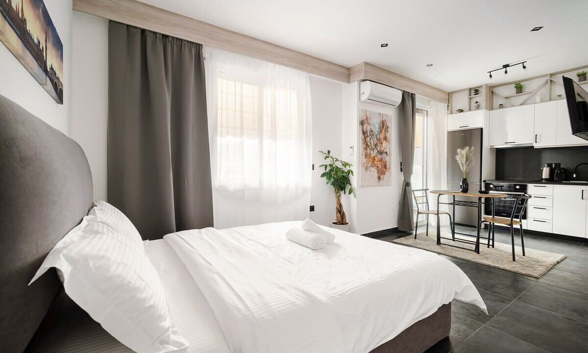 Photo of Bedroom in Metaxourgio