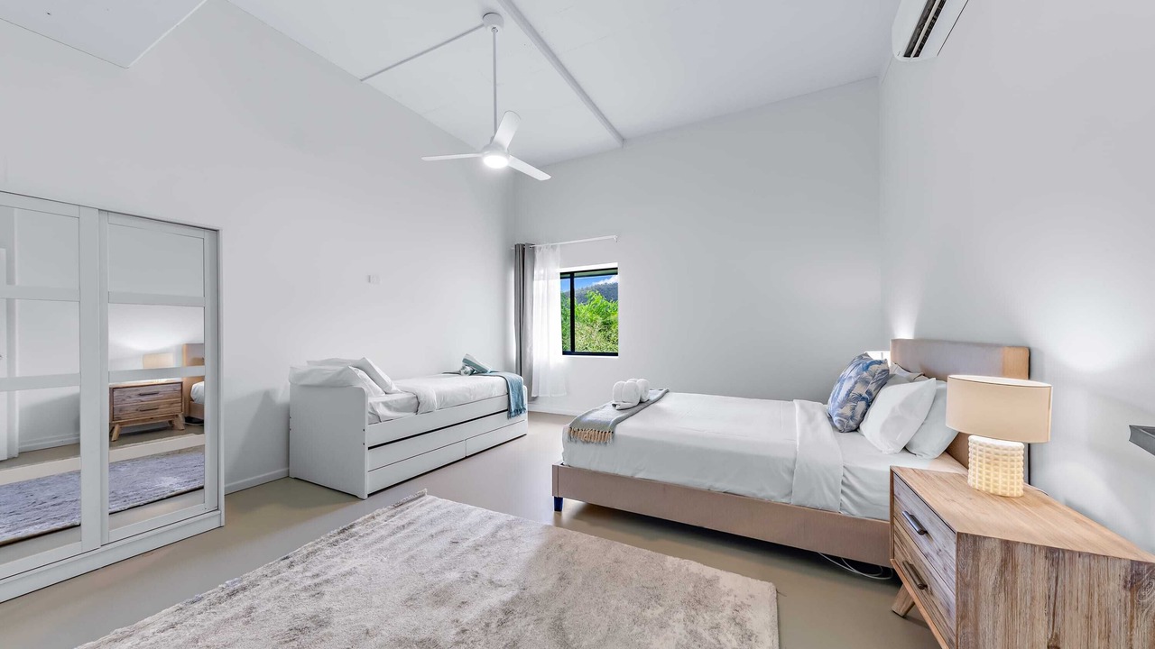 Photo of Bedroom in Cannonvale