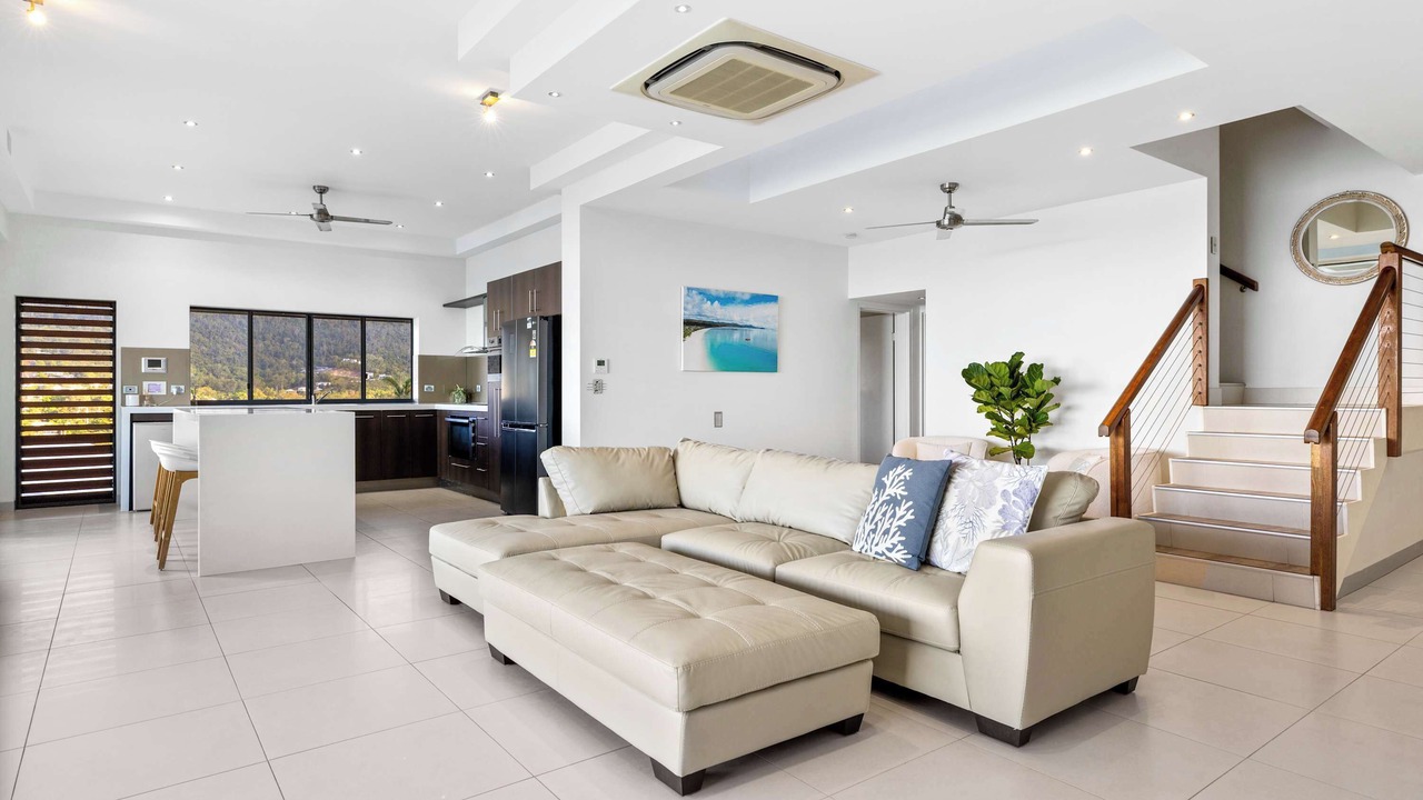 Photo of Livingroom in Cannonvale