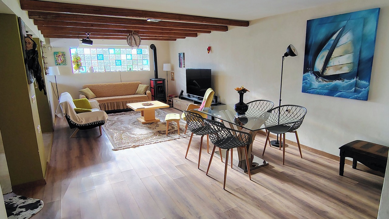Photo of Livingroom in Velon