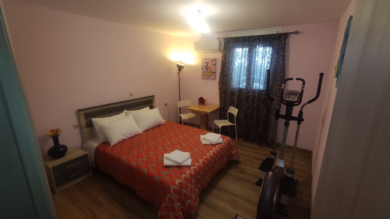 Photo of Bedroom in Velon
