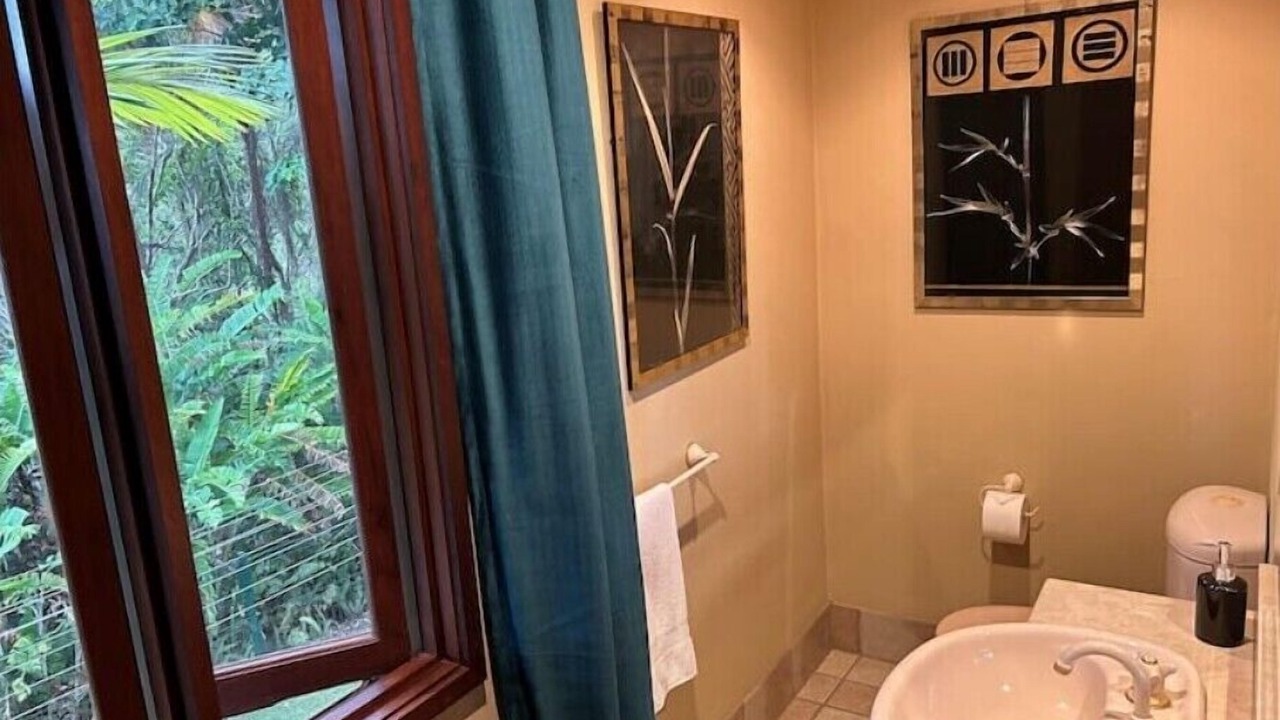 Photo of Bathroom in Lamb Range