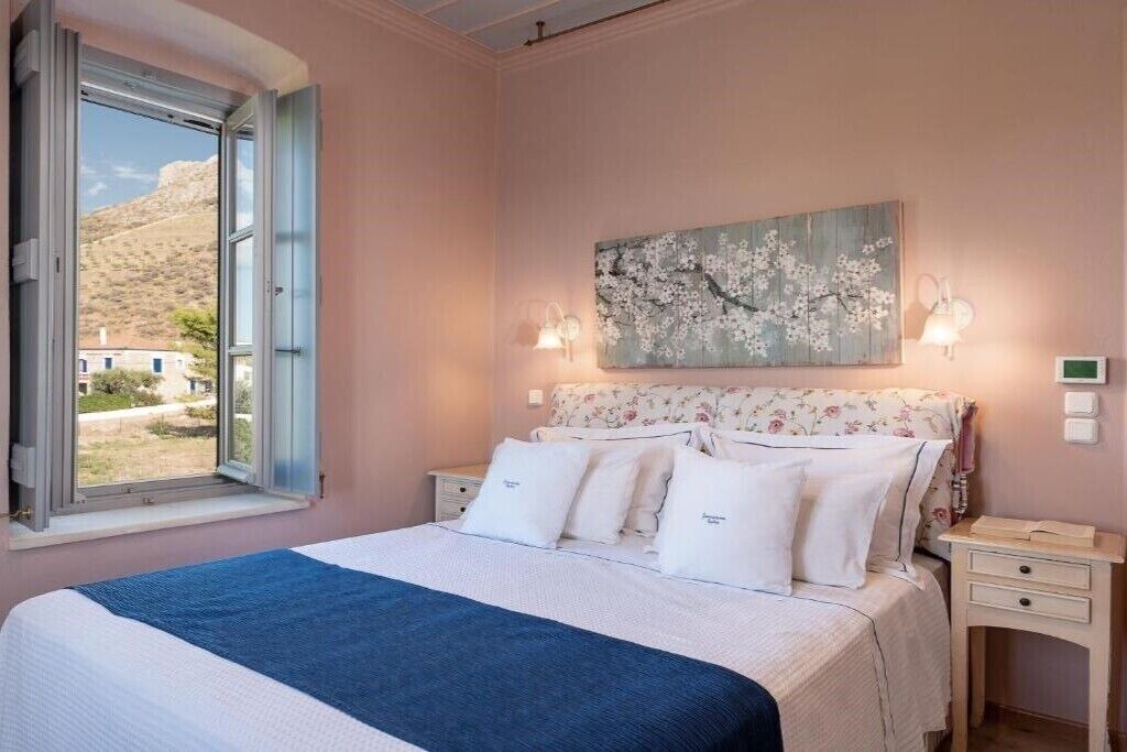 Photo of Bedroom in Hydra