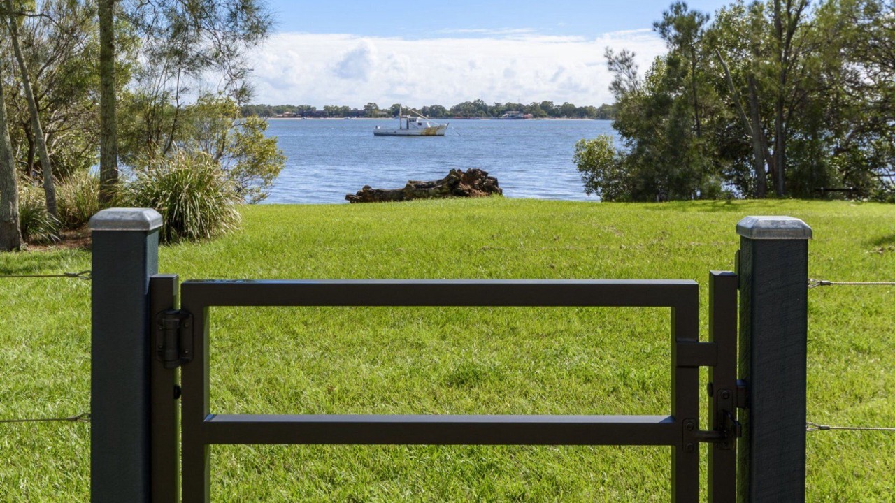 Photo of Outdoor in Sandstone Point