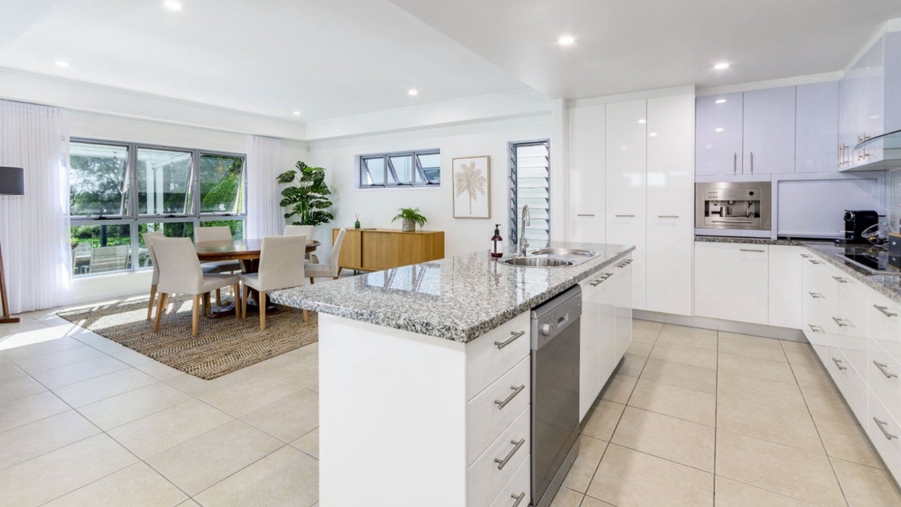 Photo of Kitchen in Sandstone Point