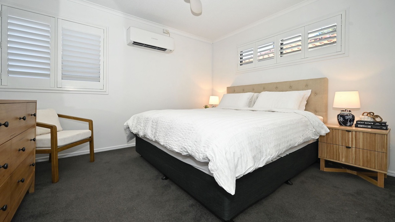 Photo of Bedroom in Twin Waters