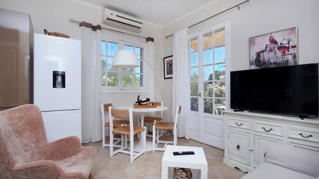 Photo of Livingroom in Kariotai